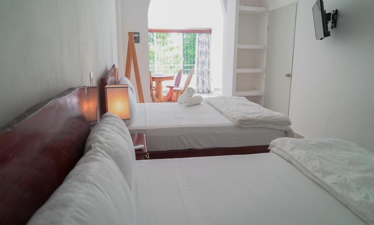 Suites Pancho Villas Bacalar - Lagoon View ภายนอก รูปภาพ